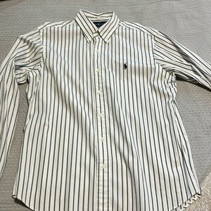 Men’s Polo button up. Large